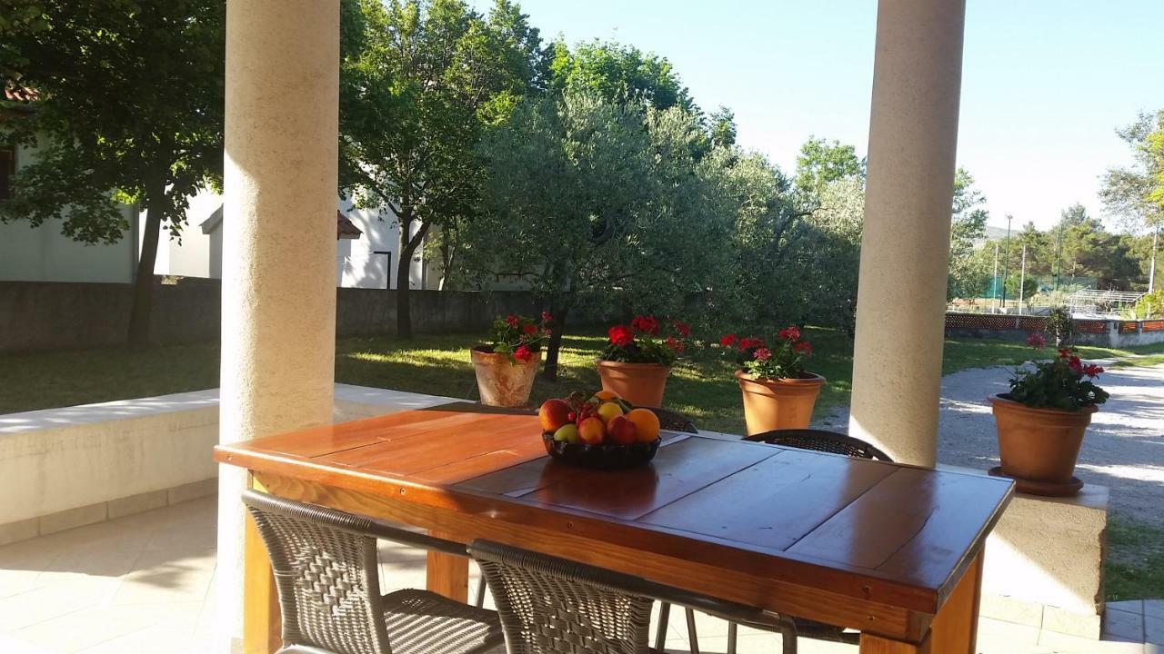 Guesthouse Neven Paklenica Starigrad Paklenica Zewnętrze zdjęcie
